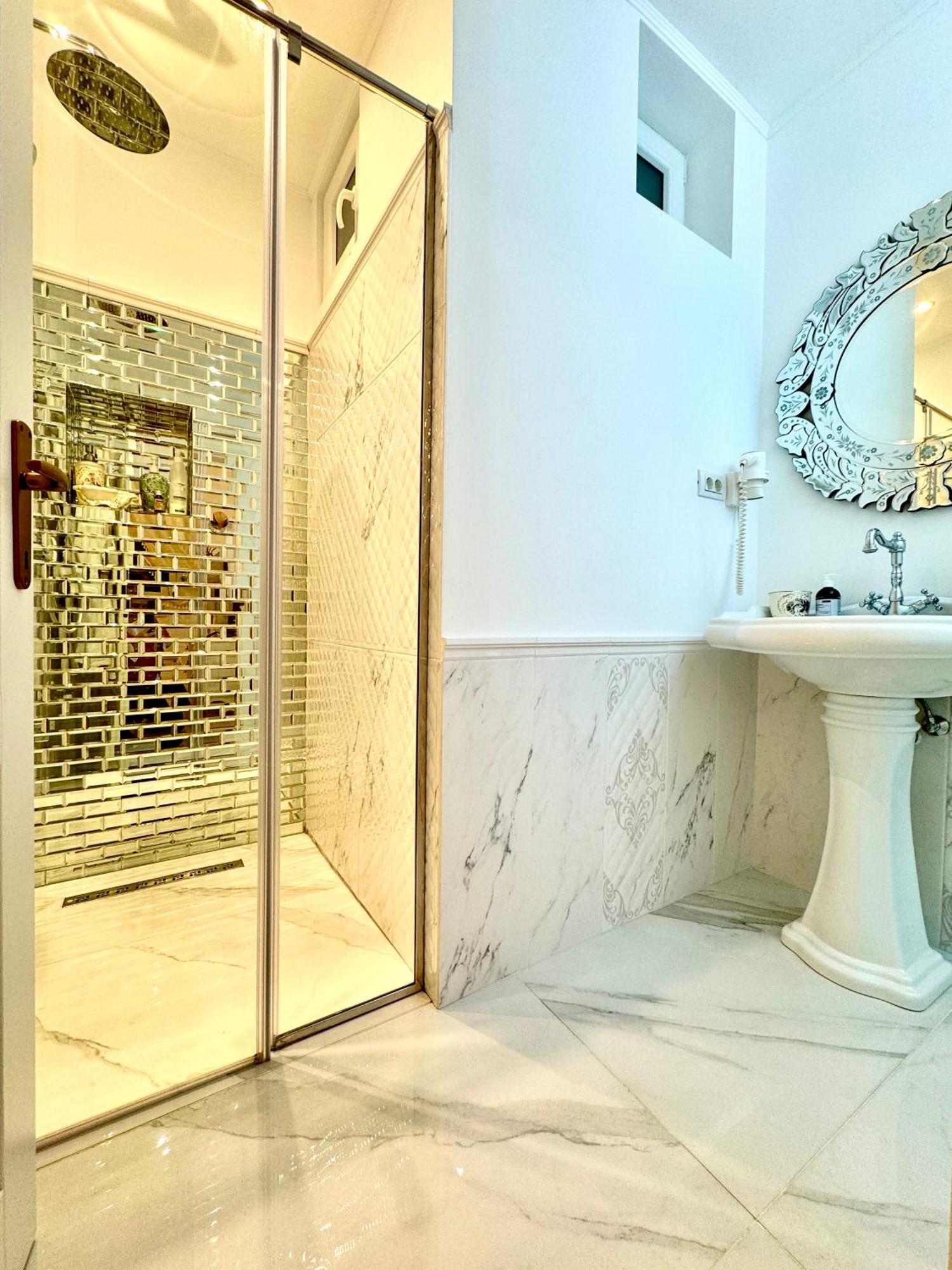 Fsf Boutique Apartament Timişoara Exteriör bild
